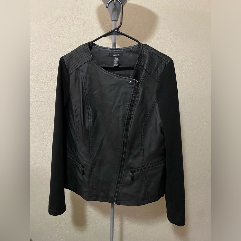 ALFANI || black leather jacket with non leather sleeves